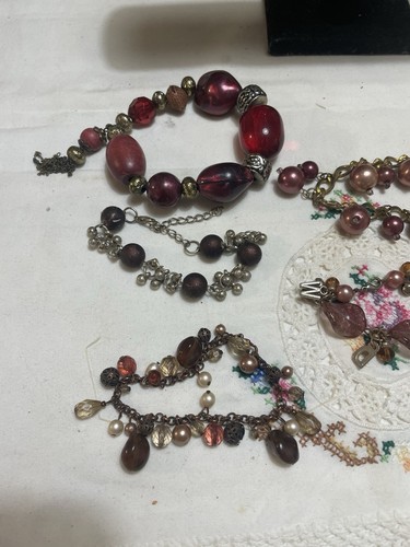 Bulk Lot Of 7 Beautiful Bracelets Jewellery Bundle Pinks And Reds Charms Etc - Picture 6 of 15