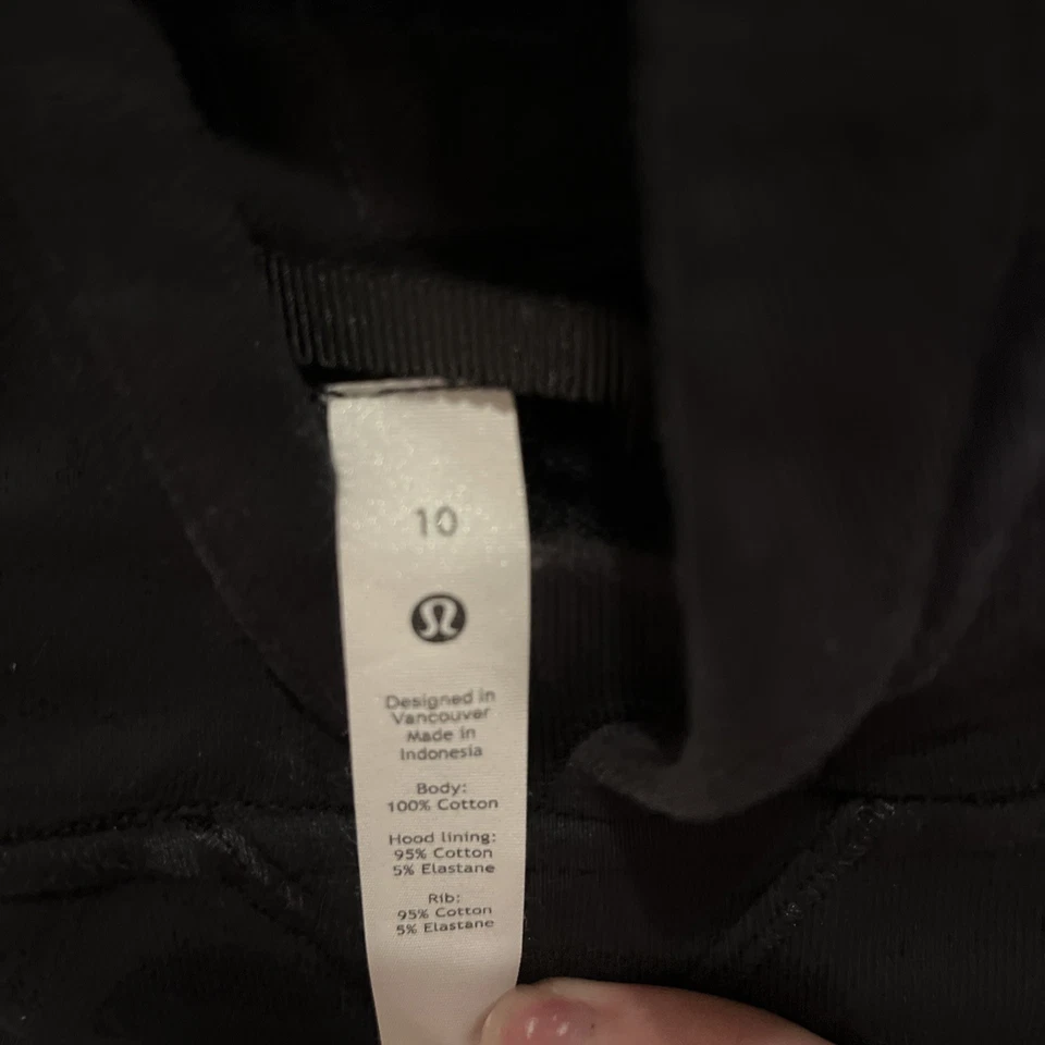 Sudadera corta negra Lululemon talla 10 Foto 3 de 4
