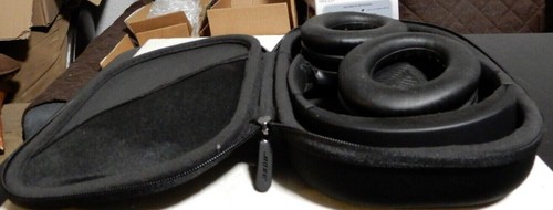 bose quietcomfort 35 II Noise cancelling Headphones (Pre-Owned) - Picture 5 of 7