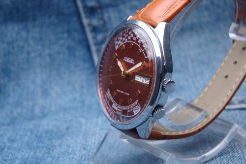 orologio meccanico raketa college calendario perpetuo URSS SOVIET RUSSO vintage - Foto 2 di 8