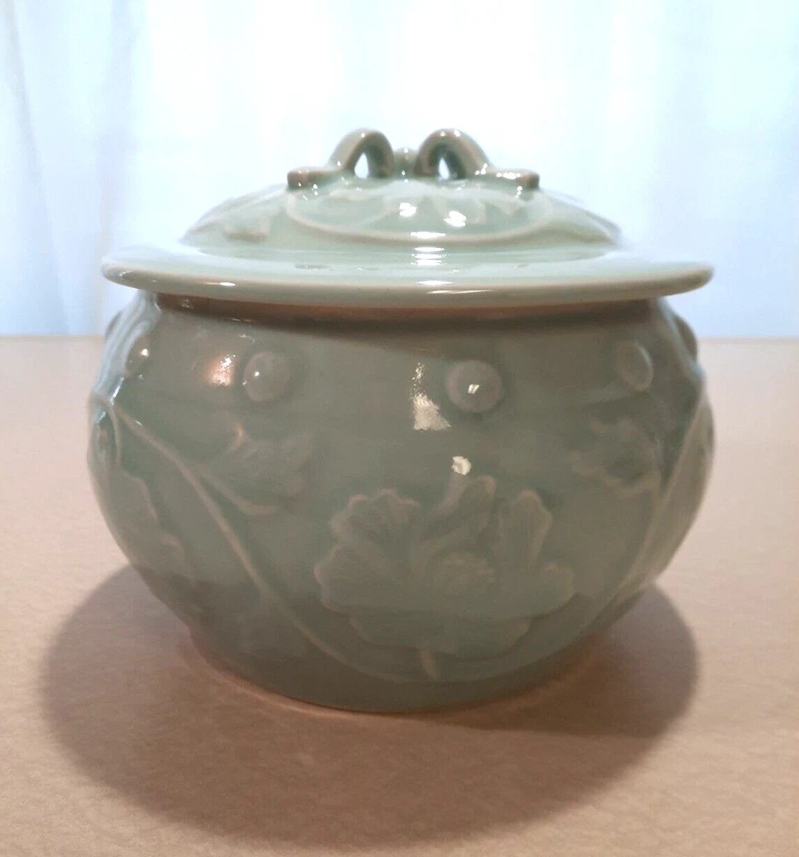 Porcelain & Pottery Vintage Original Antique Chinese Pots for sale