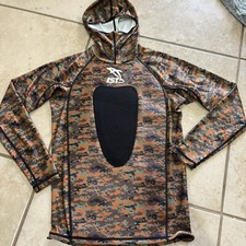 IST Proline Camouflage Spearfishing Rash Guard with Hood and Loading Pad