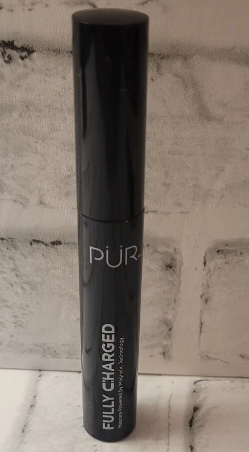 PUR Fully Charged Black Magnetic Mascara By Magnetic Technology Full Size - Image 2 of 4