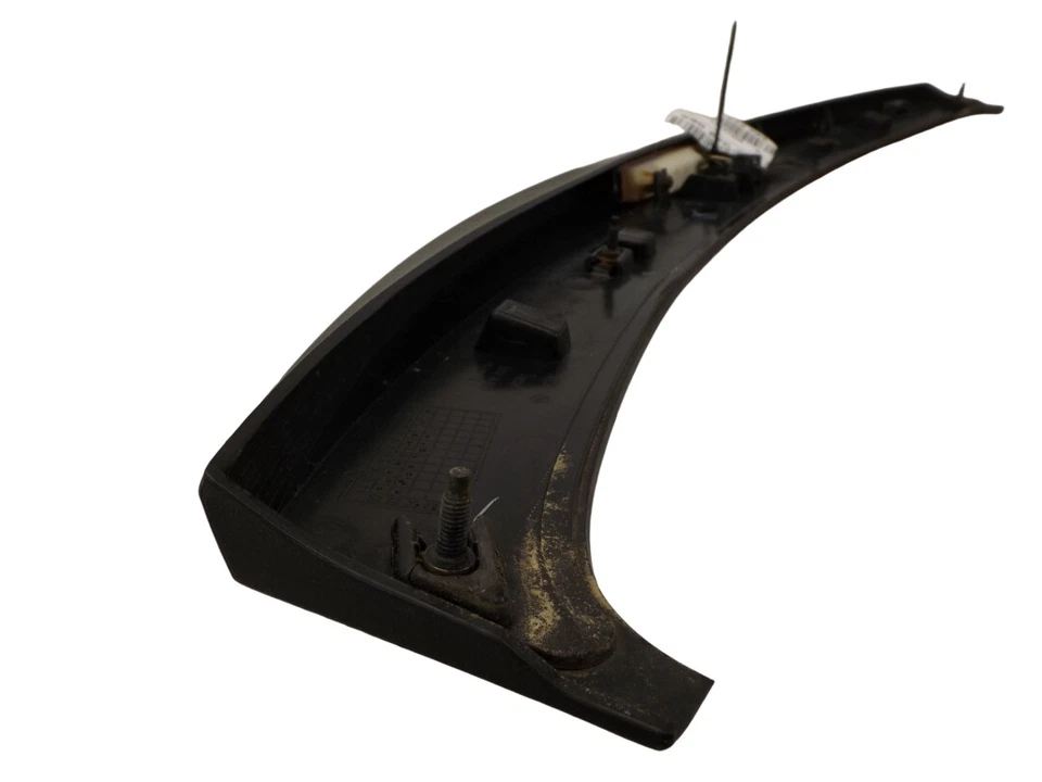 2004-2008 Chrysler Pacifica Rear Spoiler Used OEM 0UK90TRMAE Foto 4 de 4