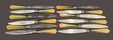 Lot de 12 couteaux à dessert lame inox Art Déco manche bakélite? - Lg : 20cm