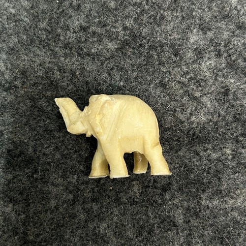 Lot of 5 Mini Carved Stone Elephant Figurines - Good Luck Boho Decor - Picture 8 of 15