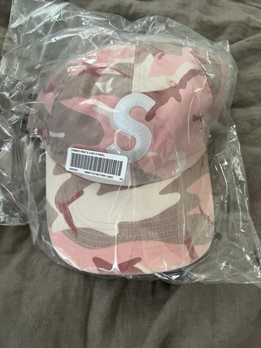 Logo S enduit de pigment camouflage rose suprême 6 panneaux livraison rapide et gratuite ?