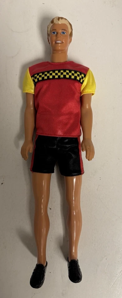Glitter Beach Ken #4904 1992 en 1991 My First Ken Outfit #2945 Foto 2 de 4