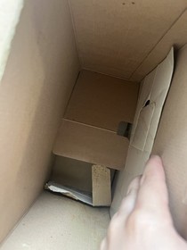 Sega Dreamcast with box (READ DESCRIPTION)