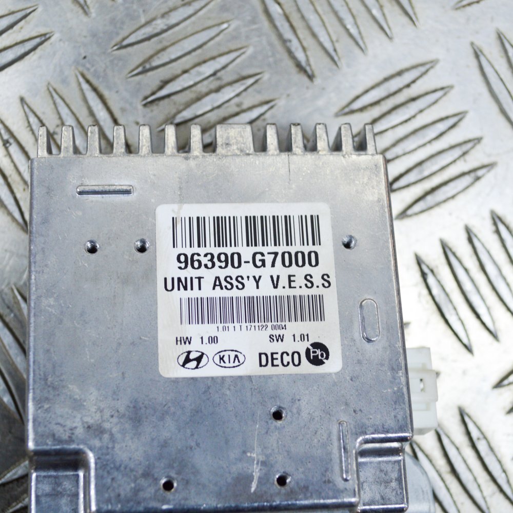 HYUNDAI+IONIQ+AE+Electric+88+kW+radio+antenna+module+96390-G7000+2016 ...