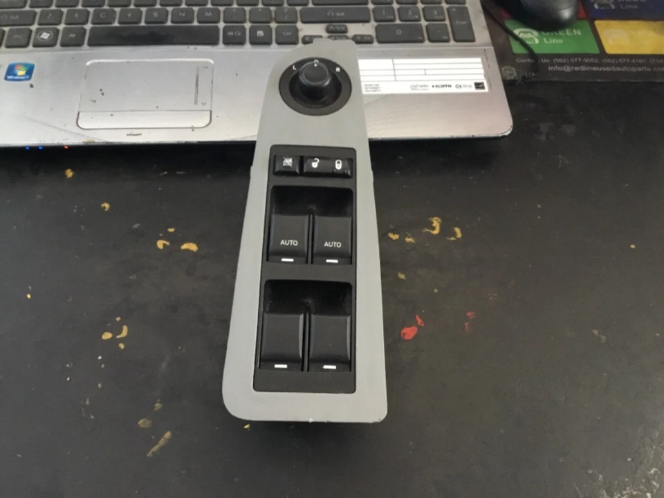 2007 CHARGER SRT8 DRIVER MASTER LOCK ELECTRIC WINDOW MIRROR SWITCH - Image 2 of 4