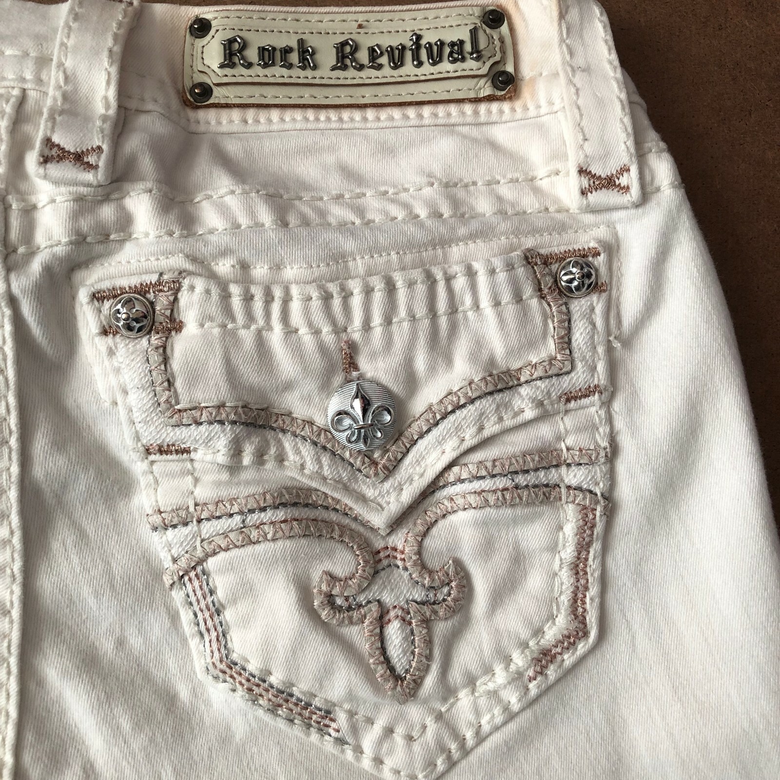 Rock Revival Hanaya Crop Jeans Off 