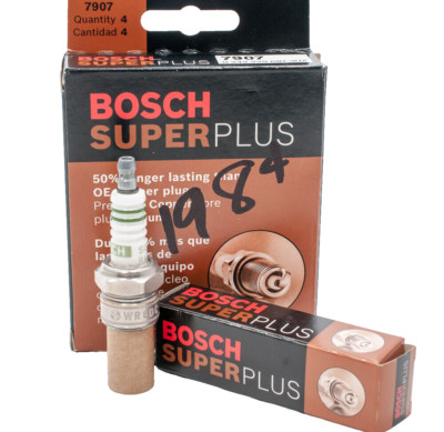 New Bosch Super Plus 7907 Spark Plugs Set of 4  Brand  Porsche 944