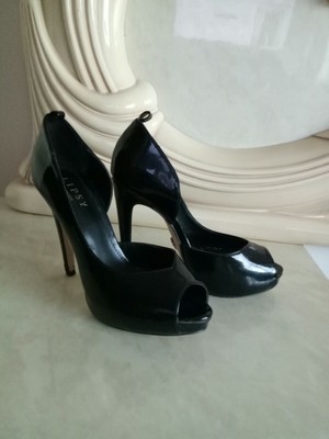 lipsy high heels