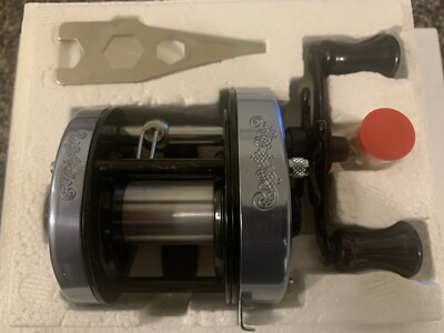 Vintage NOS Shakespeare President II 1981 Baitcasting Fishing Reel