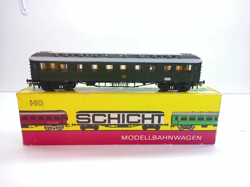 Schicht H0 Personenwagen, -BELEUCHTET- , DR, in OVP#160
