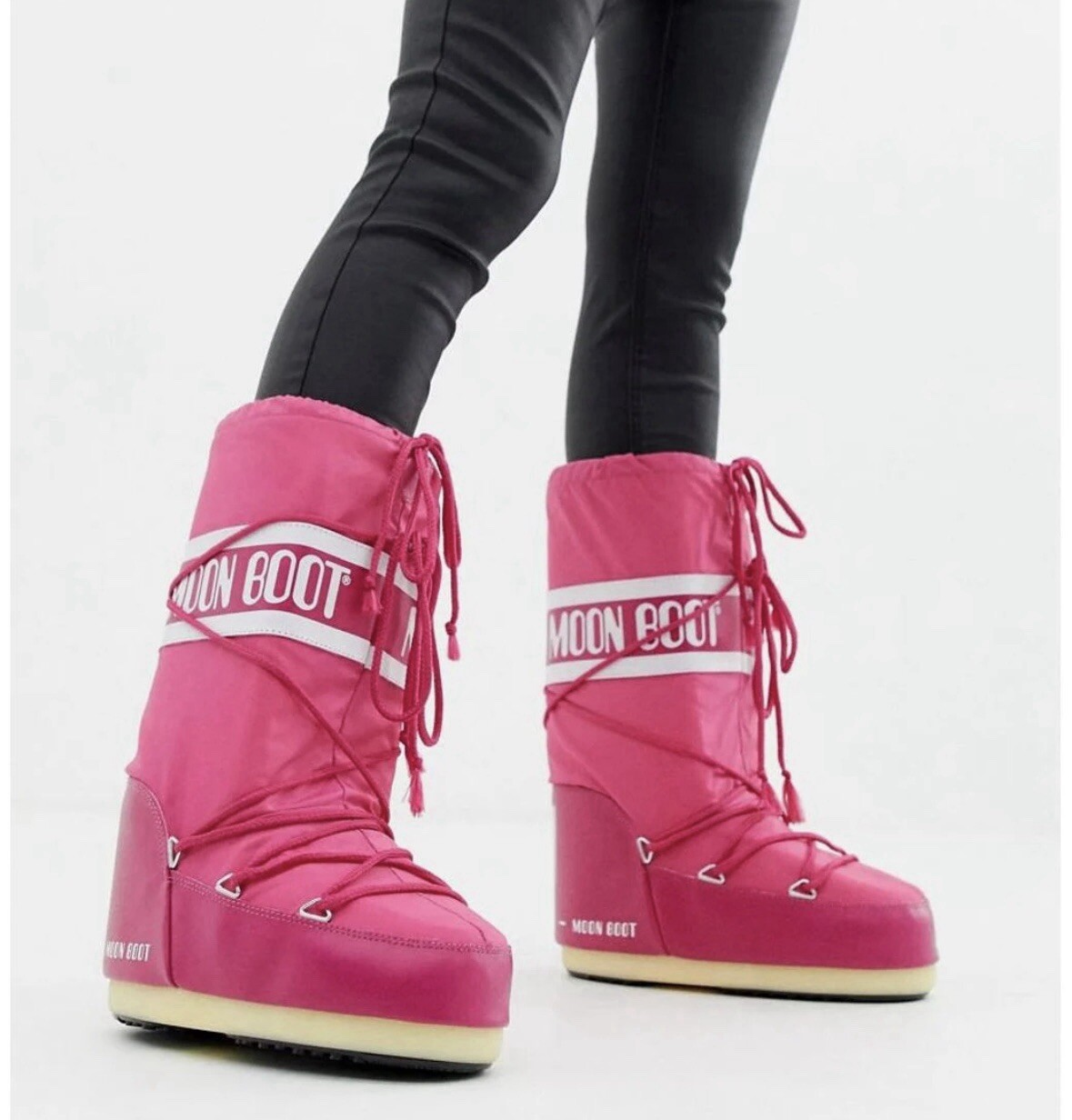 Moon Boot Icon snow boots brand new without tags-image