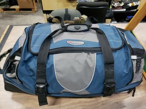 high sierra wheeled duffel bolsa