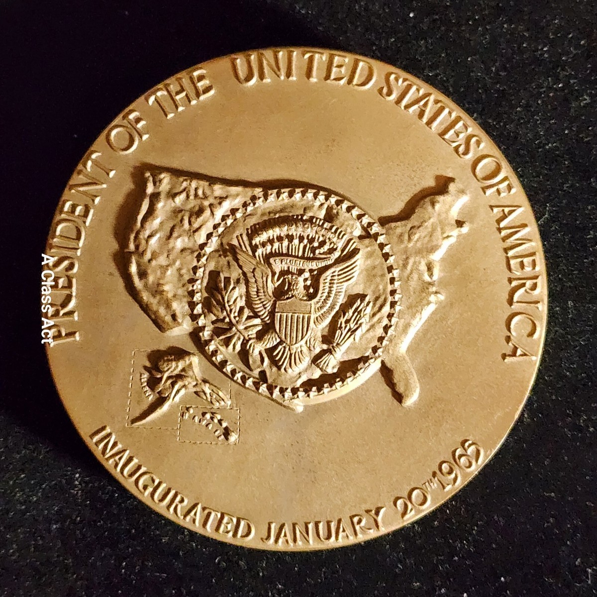 1965 LYNDON B. JOHNSON INAUGURAL BRONZE MEDALLION ORIG. BOX