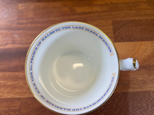 Aynsley Mug to Commemorate the Marriage of Prince of Wales to Lady Diana Spencer - Picture 8 of 11