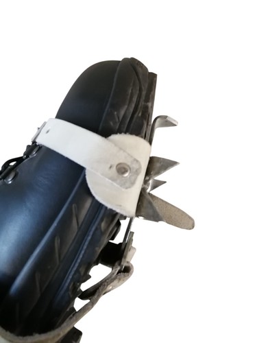 British Army Crampons 5 Spike Vintage Issue Climbing Hiking Expedition PAIR - Picture 5 of 7
