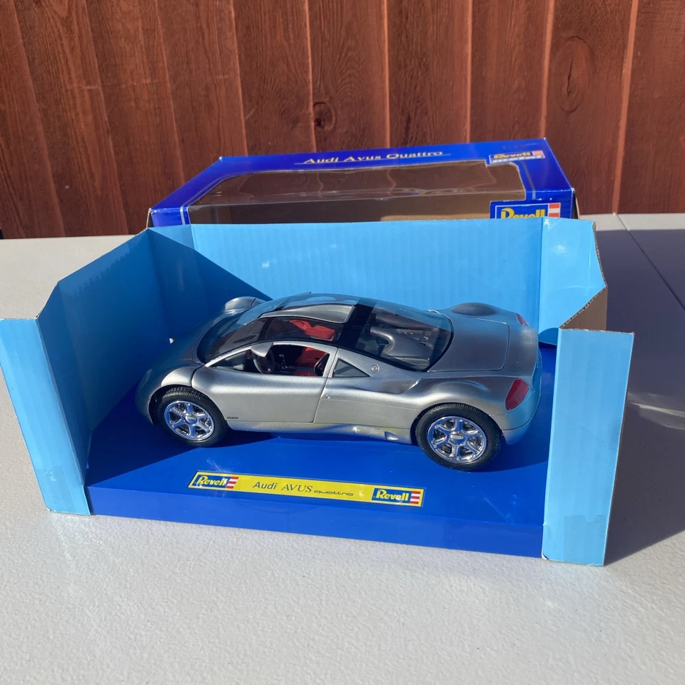 Revell 08426 Audi Avus Quattro 1:18 Diecast – Hand Polished Aluminium – Rare - Image 3 of 4