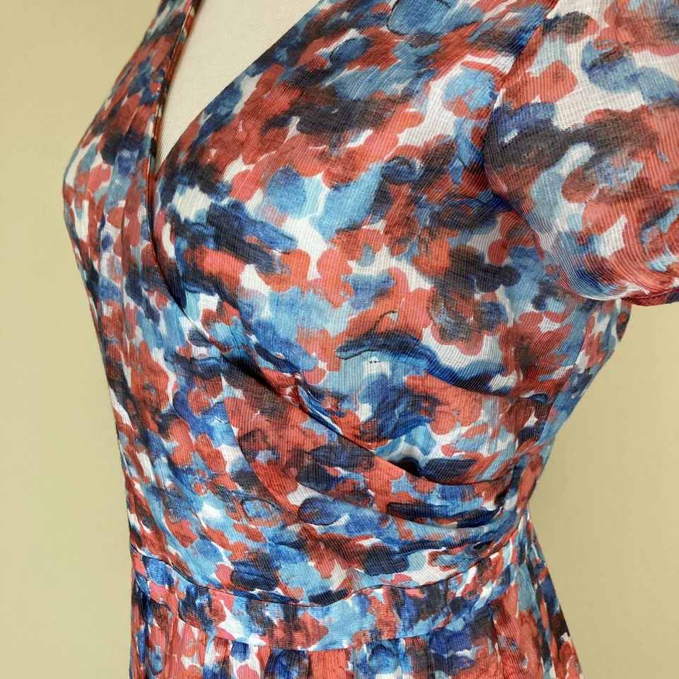 Vestido Marc New York Andrew Marc aquarela envoltório falso tamanho 2 manga curta - Imagem 3 de 4