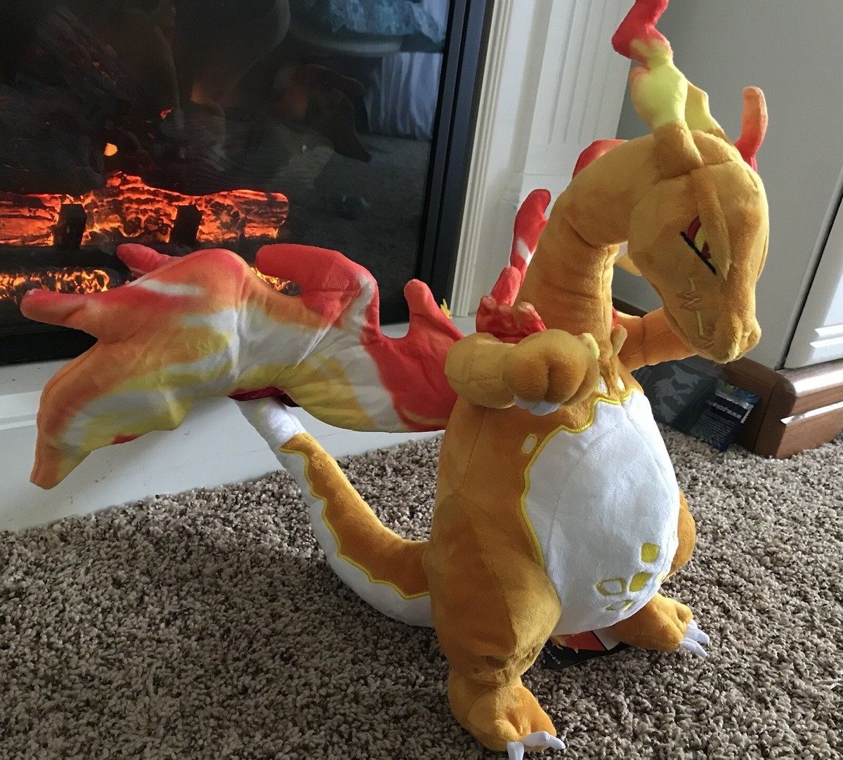 Pokemon Charizard (Gigantamax Plush (Licensed By Pokémon)
