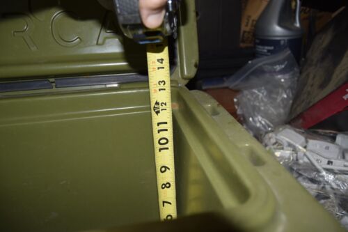 Vintage! ORCA 20 QT Cooler- Olive Green with Steel Handle - Picture 12 of 16