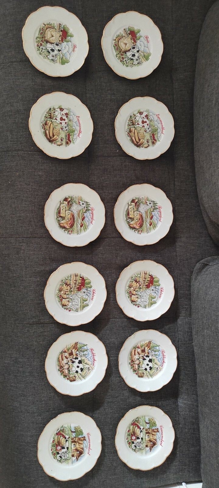 Plat et 12 assiettes à fromage pour sublimer vos fins de repas entre invités amateurs de terroir