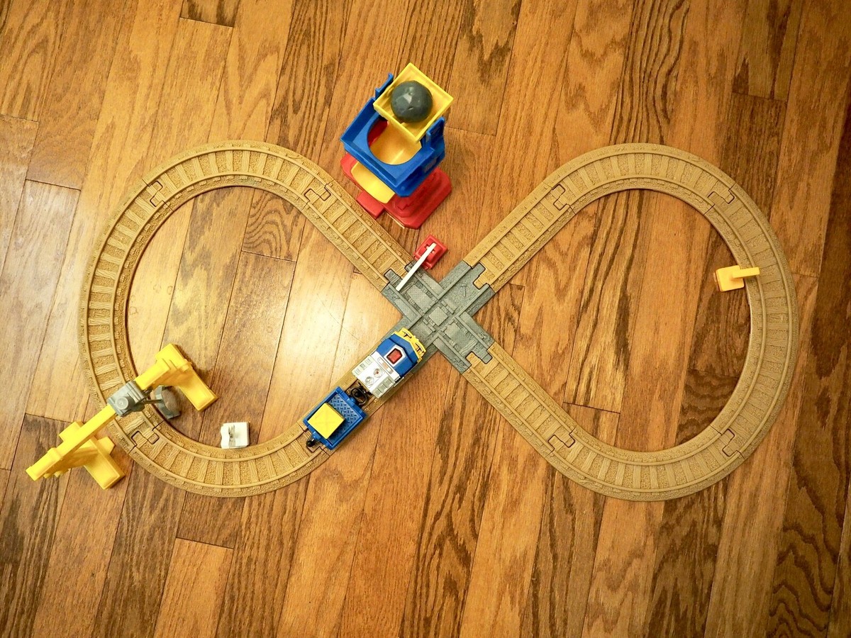 Fisher Price Geotrax Rail Starter Set H9448