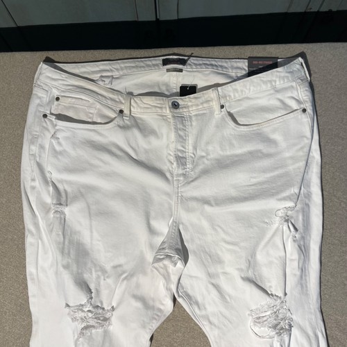 NWT Torrid Jeans Women Size 26 White High-Rise Straight Cropped Distressed - Picture 3 of 14