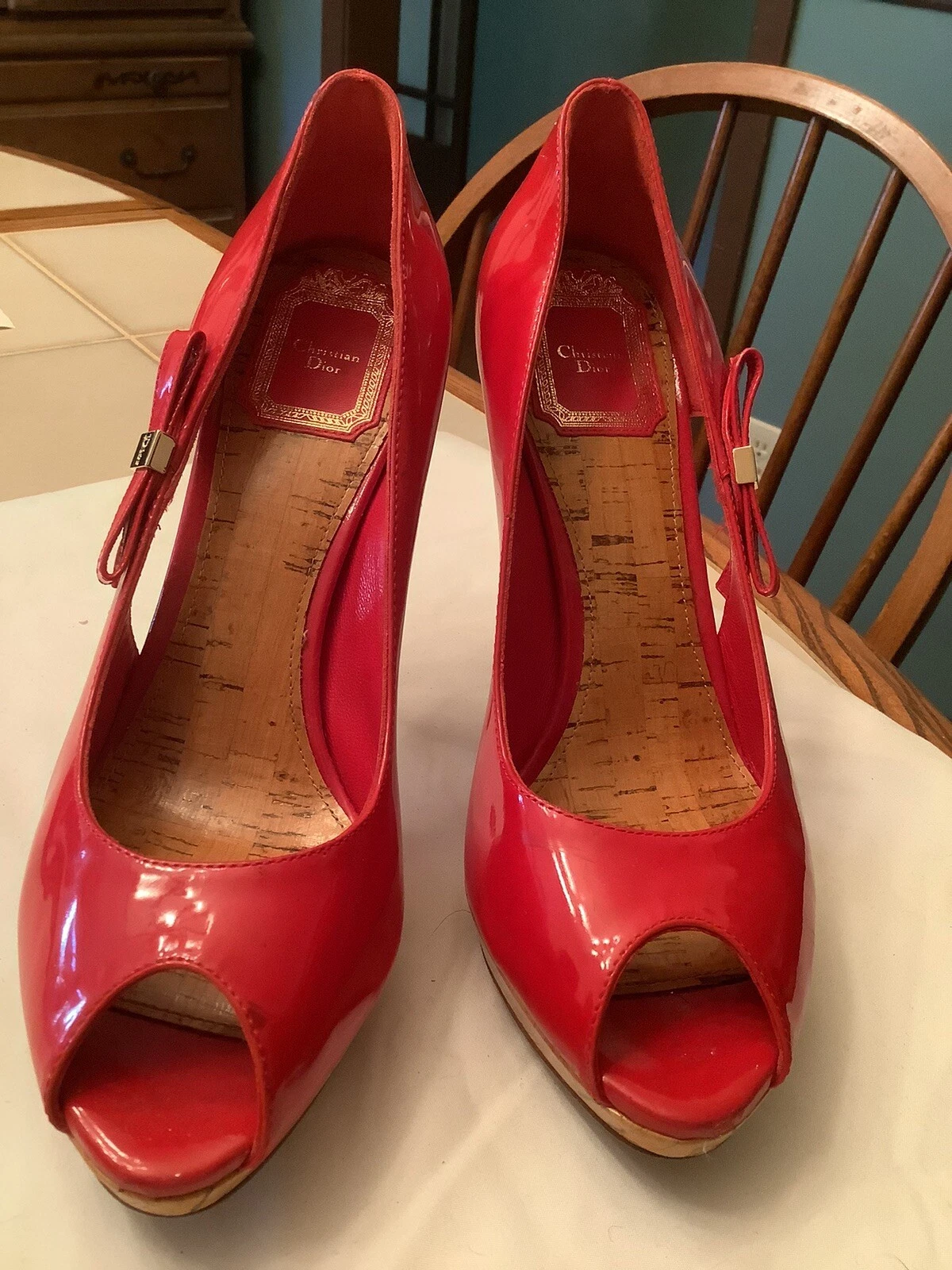 Escarpins Christian Dior rouge cuir verni nœud starlet bout ouvert talon liège 38 US 8