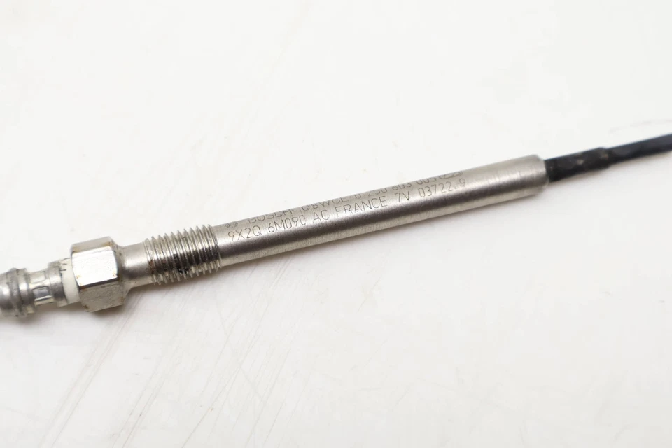 Land Rover Range Rover Sport 2016-2021 3,0 L - bujía incandescente 9X2Q6M090Ac Foto 3 de 4