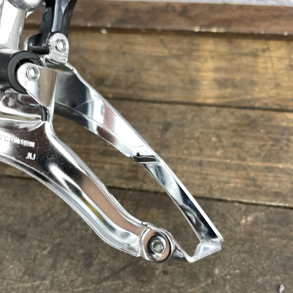 Vintage Shimano Deore XT FD-M735 Front Derailleur 28.6 mm Clamp NOS Japan MTB - Image 3 of 4