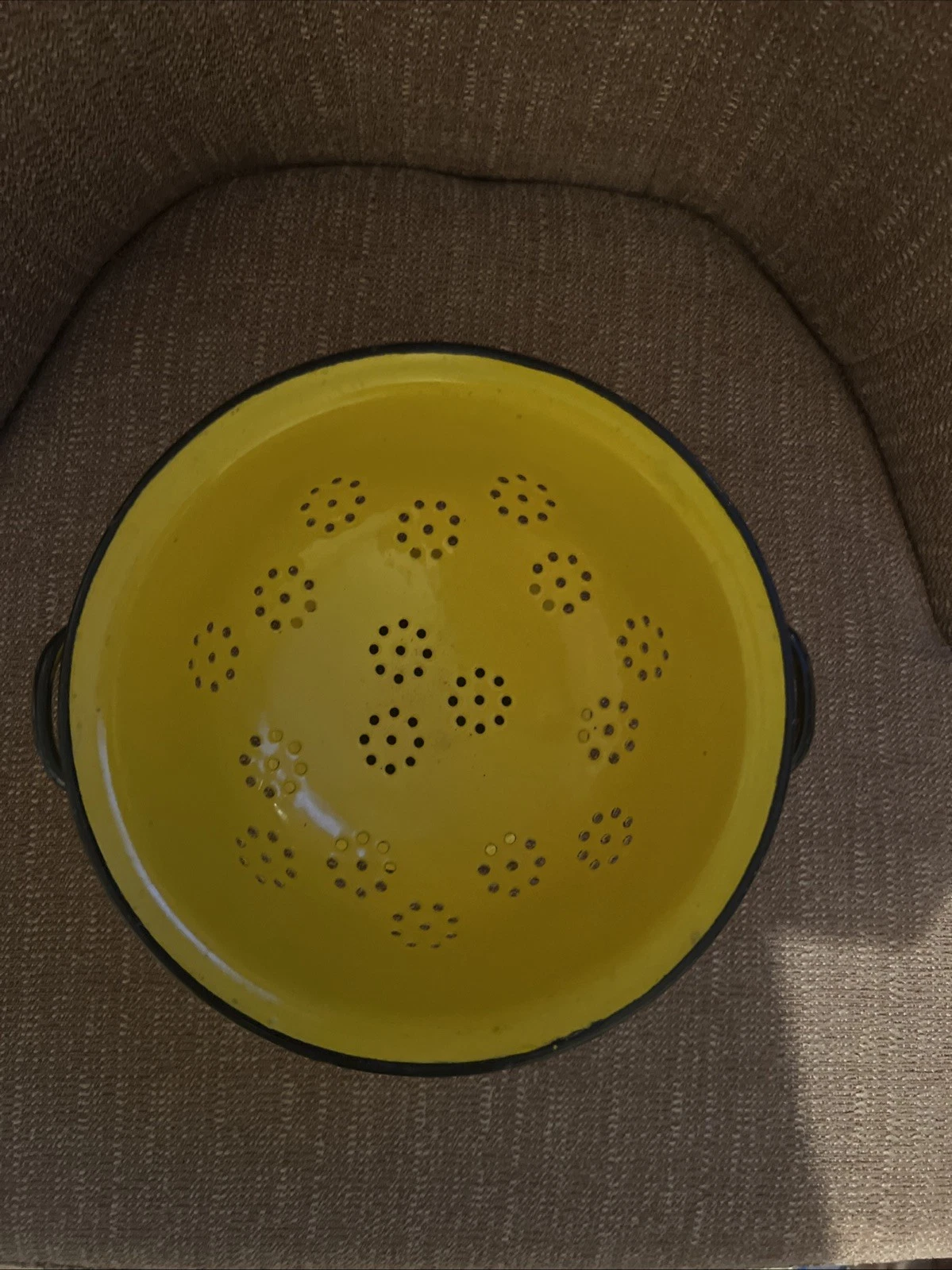Colander Daisy strainer Vintage Enamel