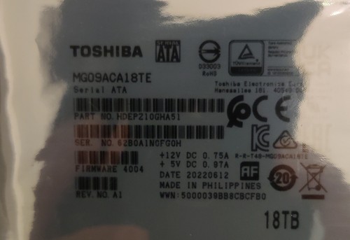 Toshiba 18 TB MG09ACA18TE 7200 RPM 512e disco rigido SATA Enterprise (SIGILLATO) - Foto 13 di 14