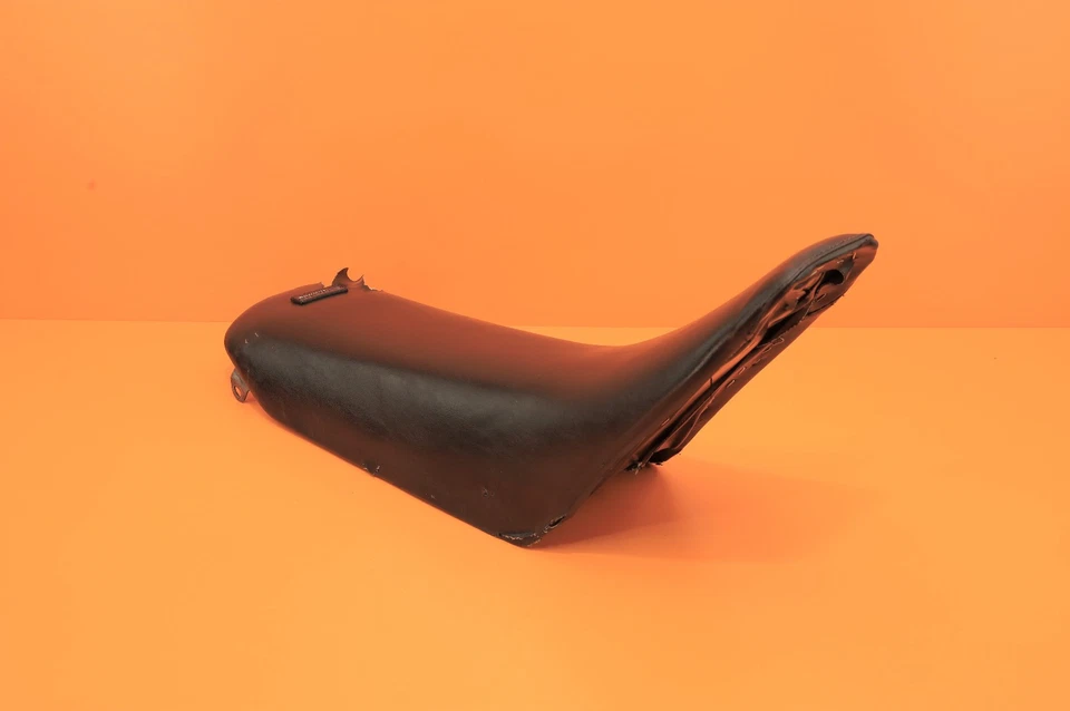 KTM 300 300EXC 1996 95-97 OEM asiento principal silla de montar plataforma base soportes Foto 2 de 4