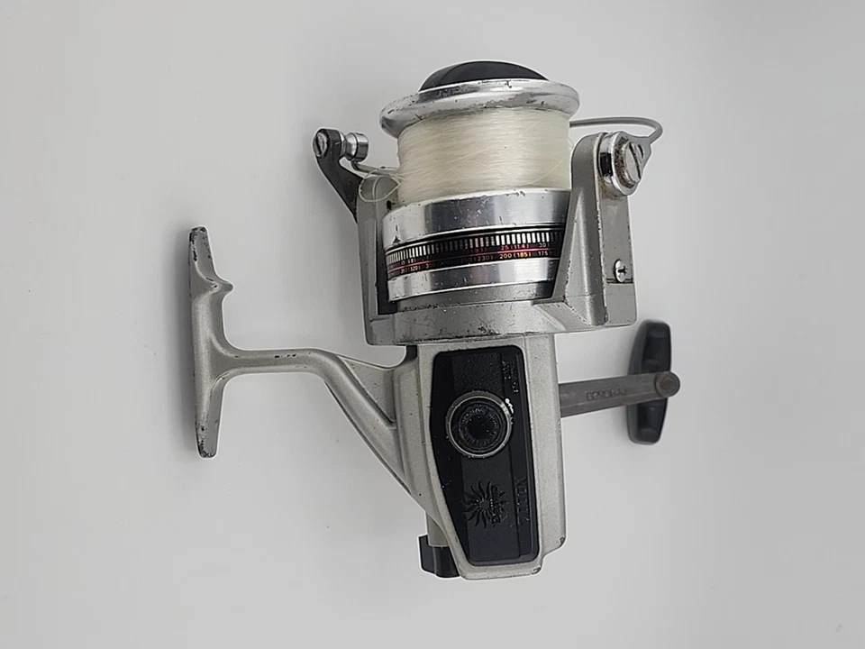 Carrete giratorio de agua salada Daiwa vintage - Modelo 7000X serie plateada Foto 3 de 4