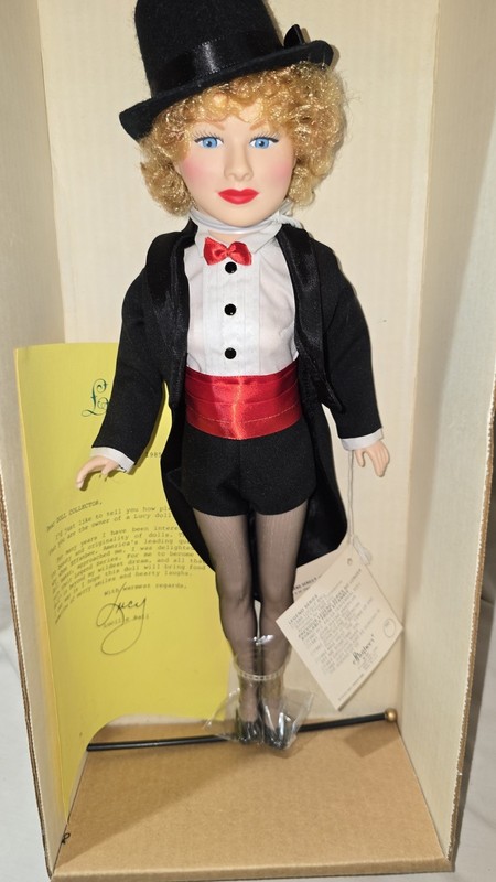 Vintage Lucille Ball Doll 1985 Effanbee NIB 