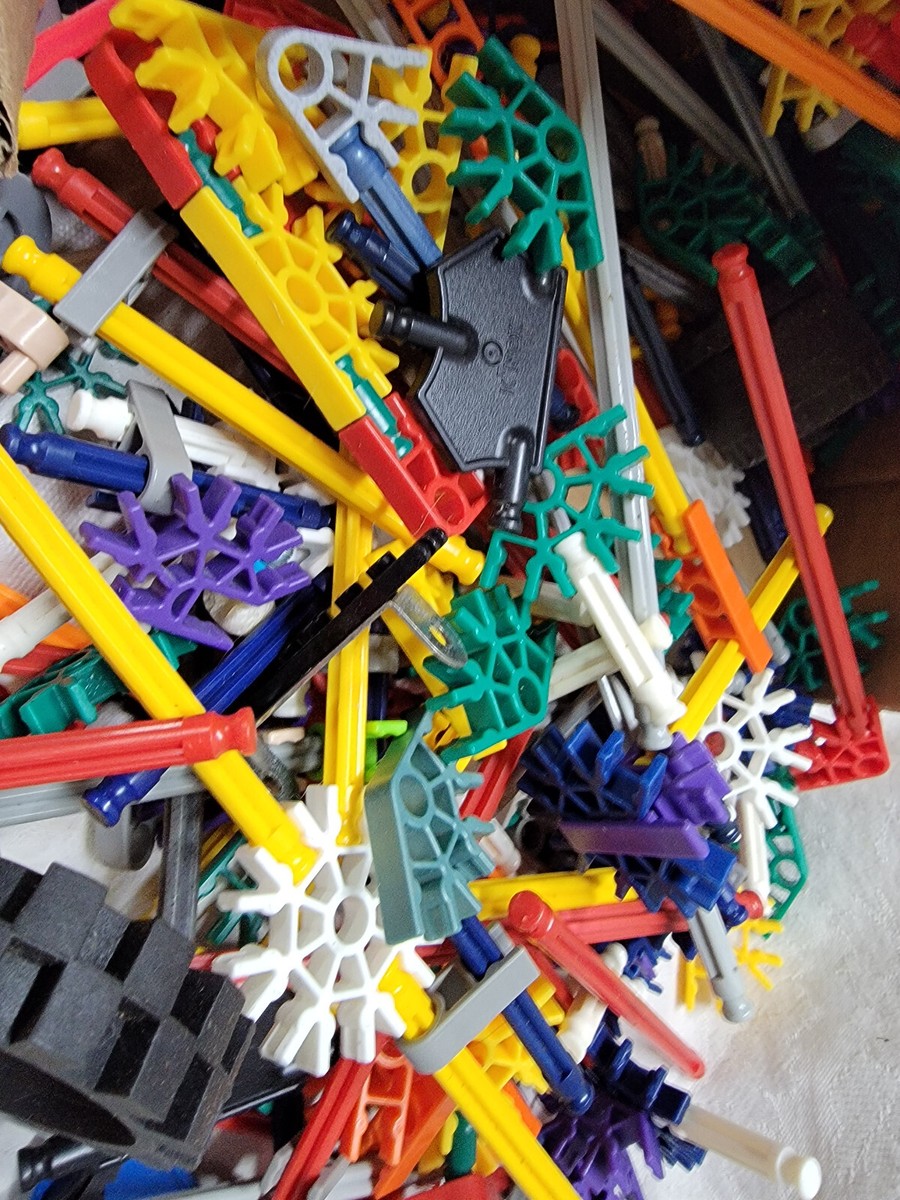 5.2 oz. K'Nex Building Toys STEM Engineering Toys Assorted Parts