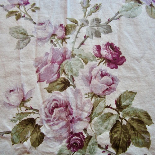 45cm x 80cm Vintage Sanderson Cotton Fabric 1940s 1950s Purple Rose Floral Chic - Picture 6 of 9