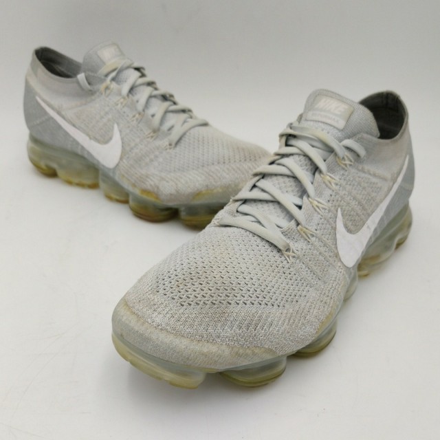 pure platinum vapormax