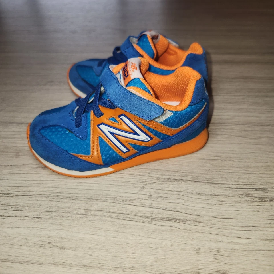 Zapatos New Balance Niños Pequeños Azul y Naranja 542 Talla 5c S1 Foto 4 de 4