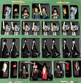 LEGO Games: Castle Chess Set (852001) Complete - Gently Used - READ DESCRIPTION