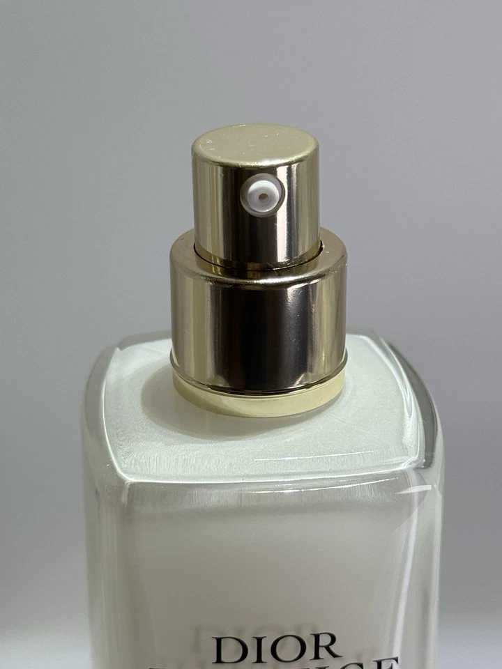 Loción iluminadora exfoliante Dior Prestige L’Oléo-Essence Lumière 150 ml nueva sin caja Foto 4 de 4