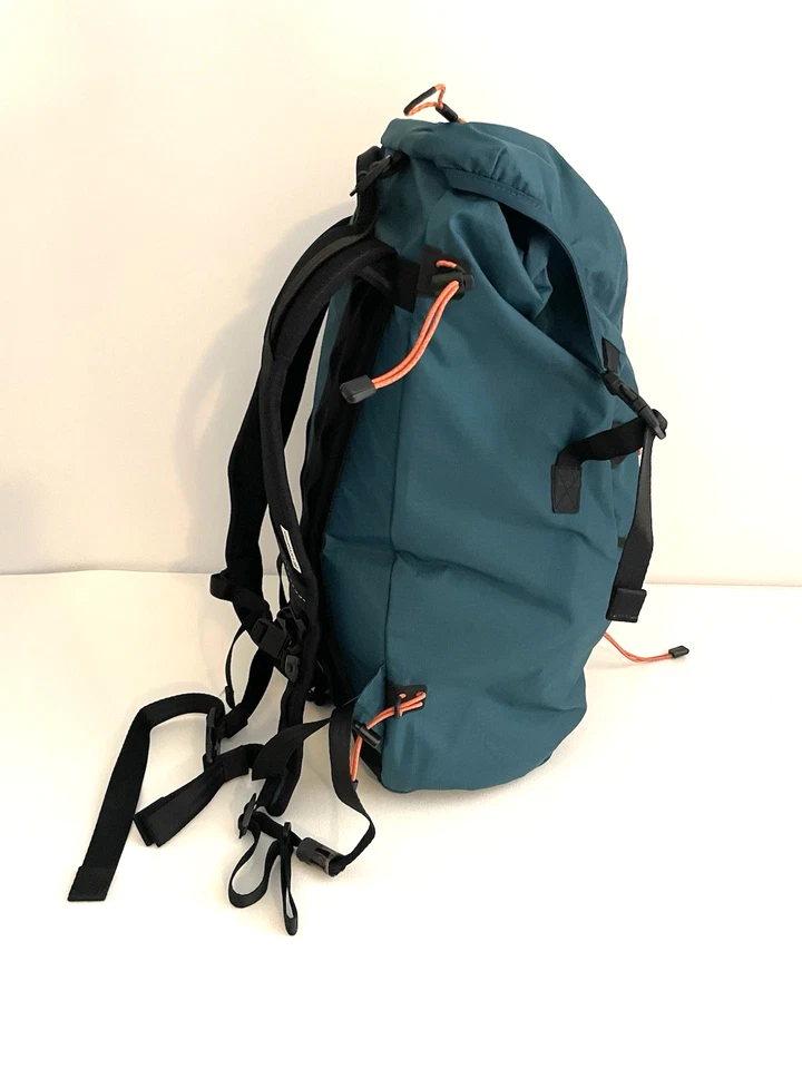 Victorinox Altmont 活动背包 26 L 徒步日包 学校 户外旅行 — 第 4/4 张图片