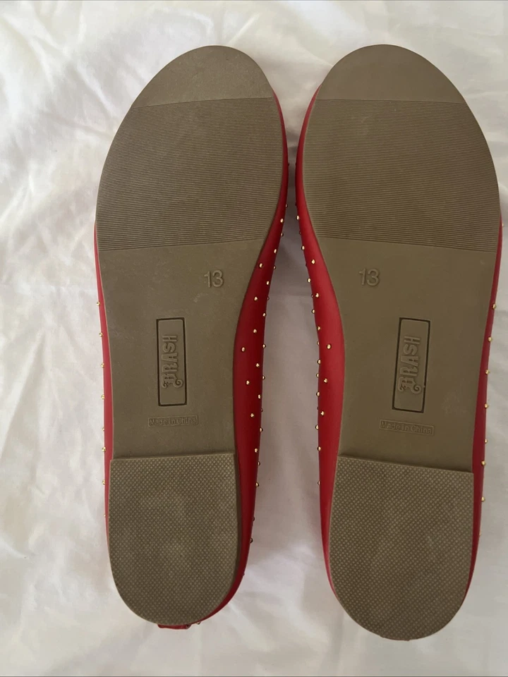 Zapatos planos para mujer Brash planos de ballet rojos con tachuelas talla 13 Foto 2 de 2