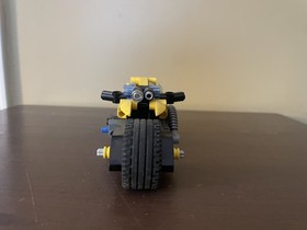 42058 LEGO TECHNIC: Stunt Bike NO RAMP ~ BIKE WITH MANUAL