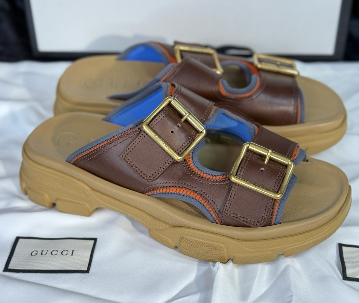 Gucci black brown leather sandals flip flops size 9.5 D Gucci dark brown GG supreme thong flip flops size 7.5 main image 4